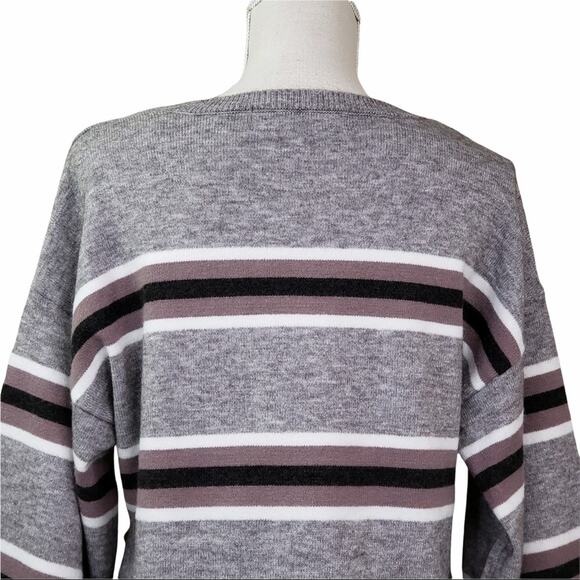 Cupcakes and Cashmere Amour Stripe Bell Sleeve Sweater Size Medium NEW - Picture 7 of 12